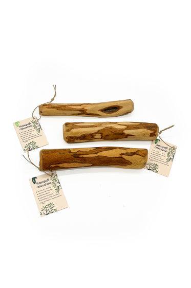 Kauspaß Olivenholz für Hunde, naturbelassen, Größe S, nachhaltige Zahnpflege.